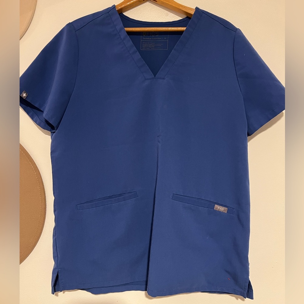 FIGS Casma Scrub Top